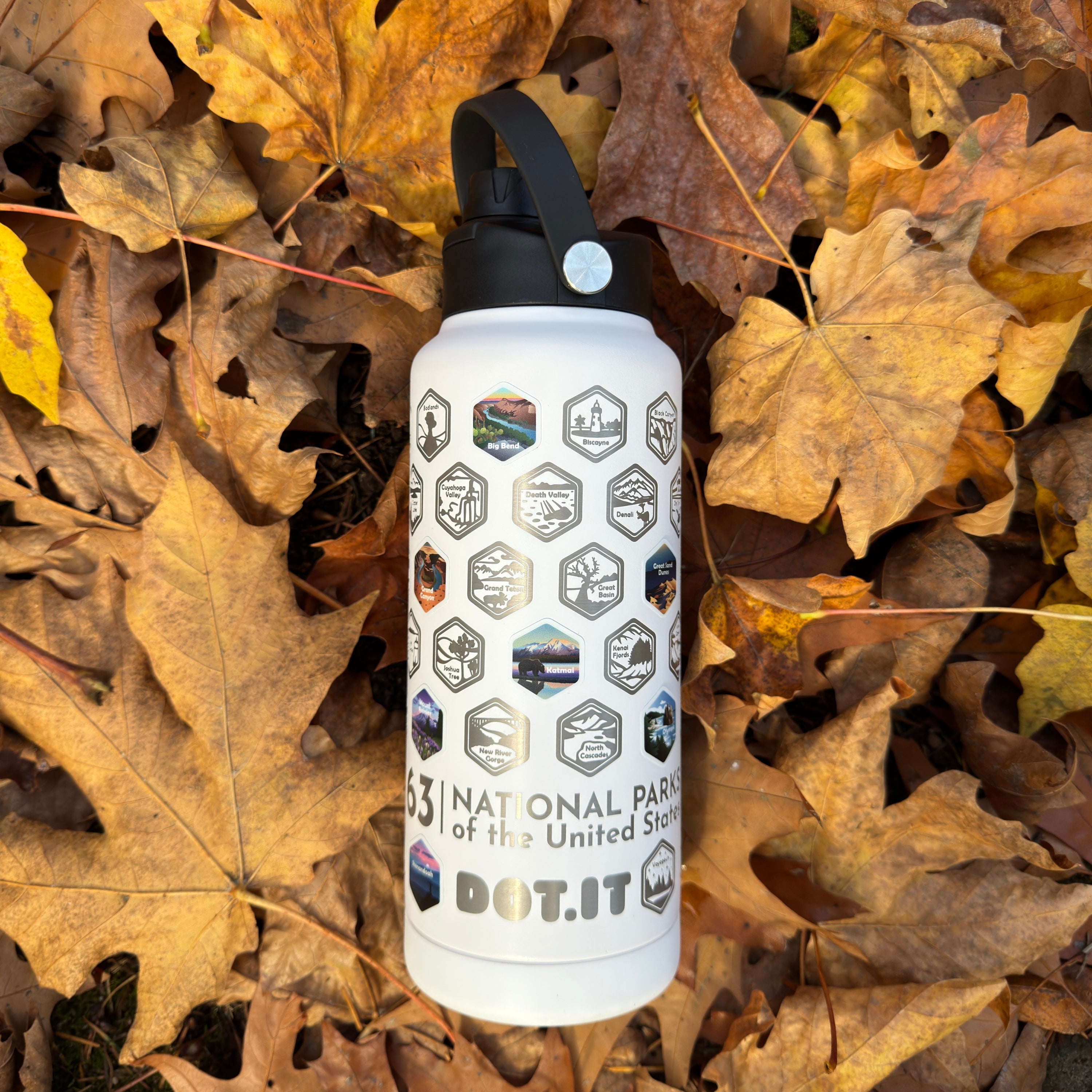 63 National Parks Engraved Thermo Bottle + Stickers